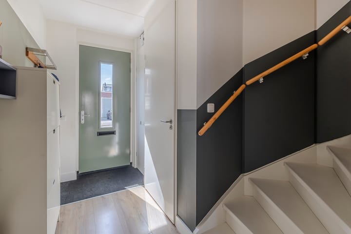 Photo 10 of Bachstraat 5