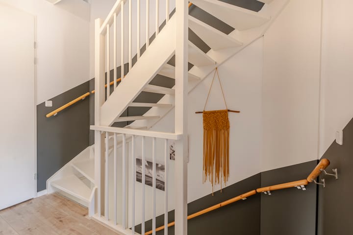 Photo 12 of Bachstraat 5