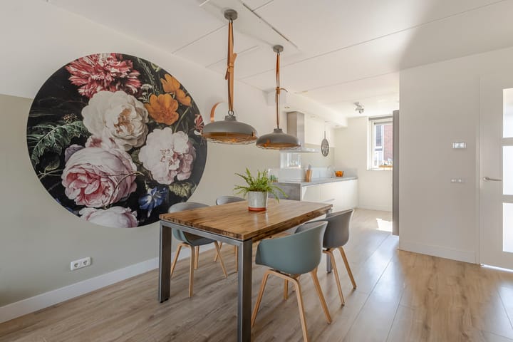 Photo 6 of Bachstraat 5