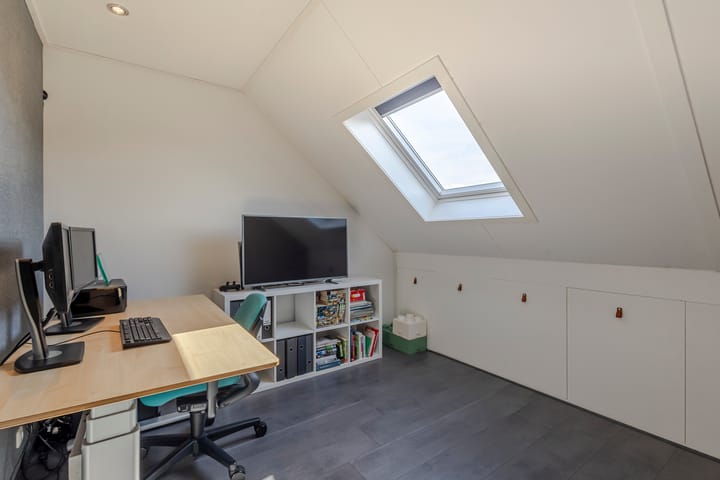 Photo 21 of Bachstraat 5