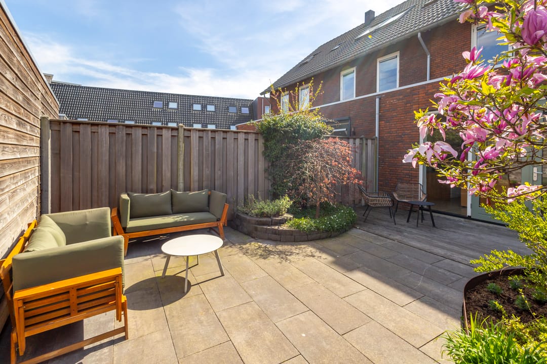 Photo 23 of Bachstraat 5