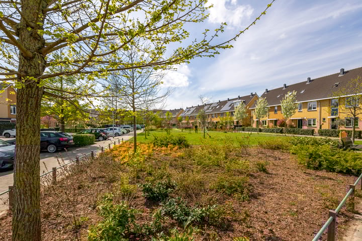 Photo 25 of Bachstraat 5