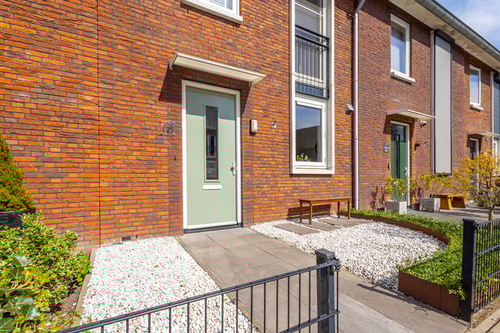 Photo 26 of Bachstraat 5