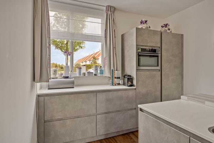 Foto 15 van Dominee Van Ingenstraat 4