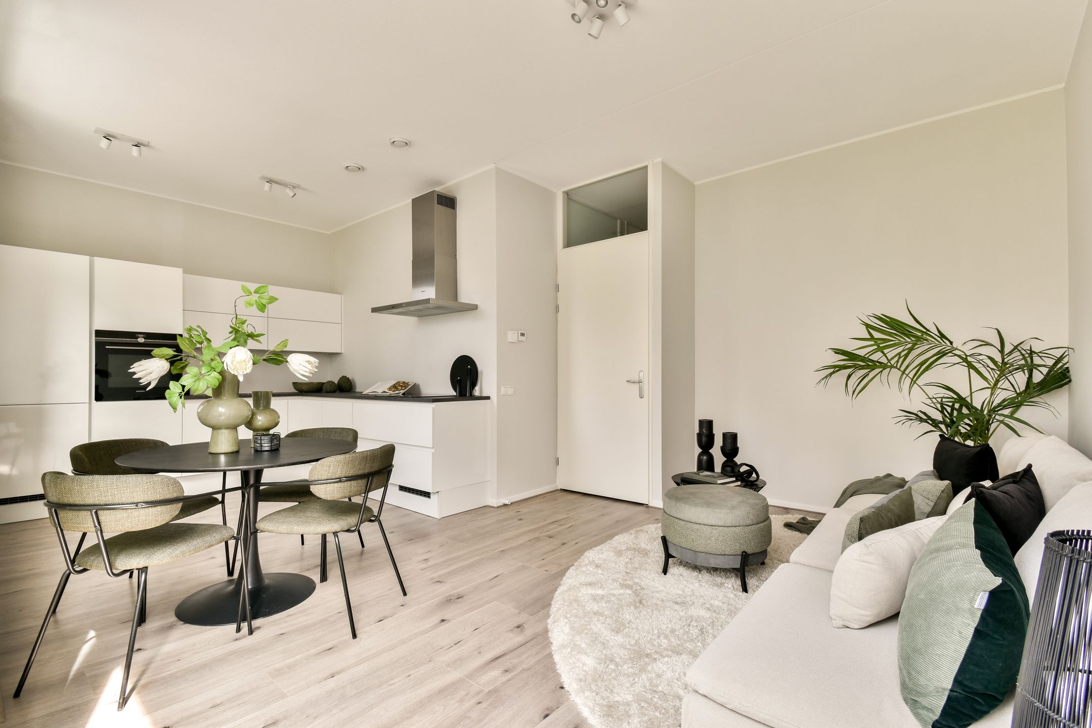 Photo 3 of Olivier van Noortstraat 152