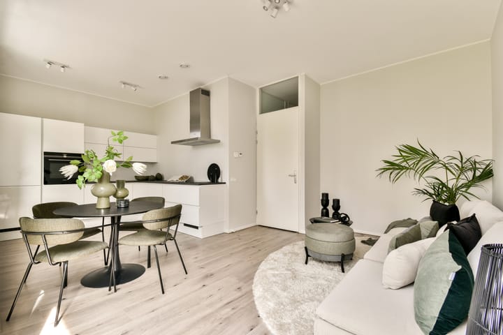 Photo 3 of Olivier van Noortstraat 152