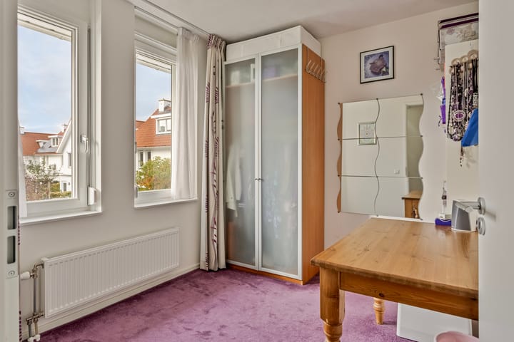 Foto 31 van Dominee Van Ingenstraat 4