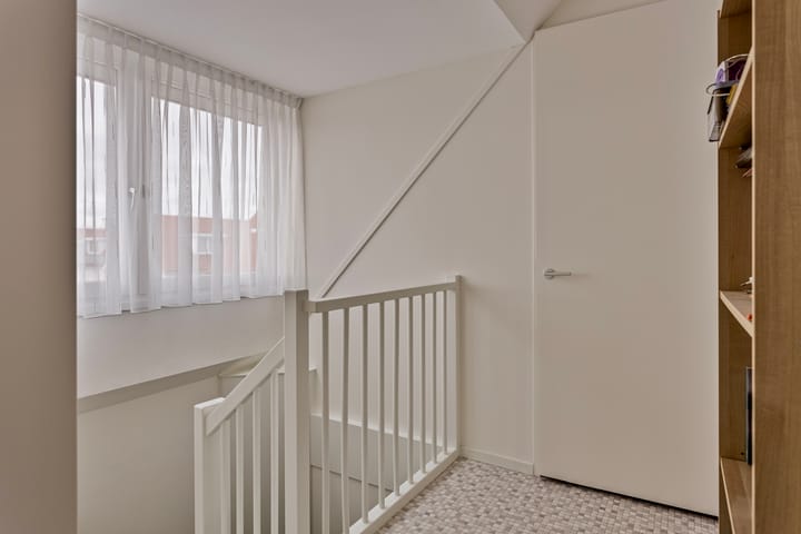 Foto 34 van Dominee Van Ingenstraat 4