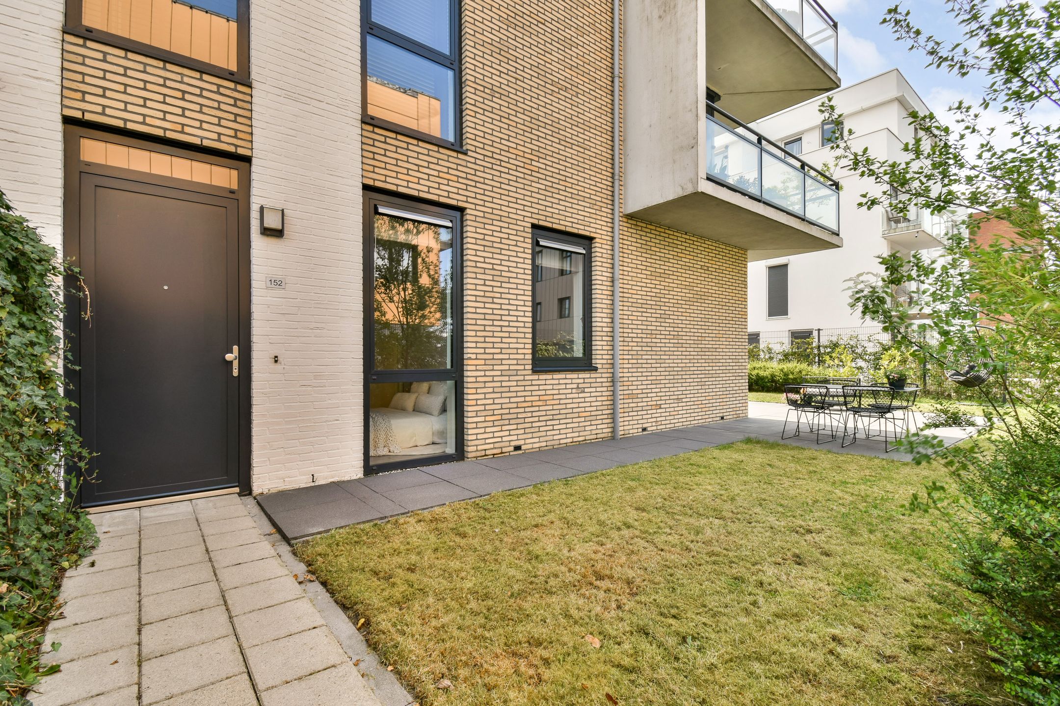 Photo 12 of Olivier van Noortstraat 152