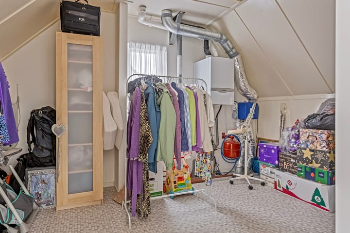 Foto 38 van Dominee Van Ingenstraat 4