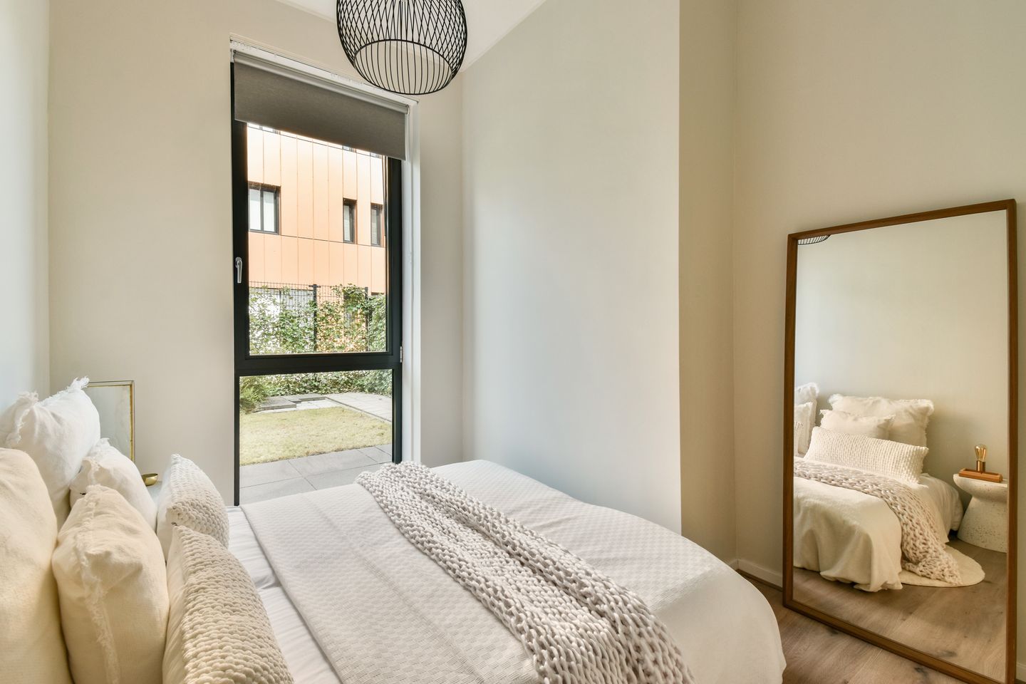 Photo 14 of Olivier van Noortstraat 152