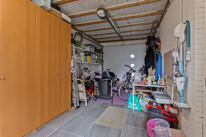 Foto 40 van Dominee Van Ingenstraat 4