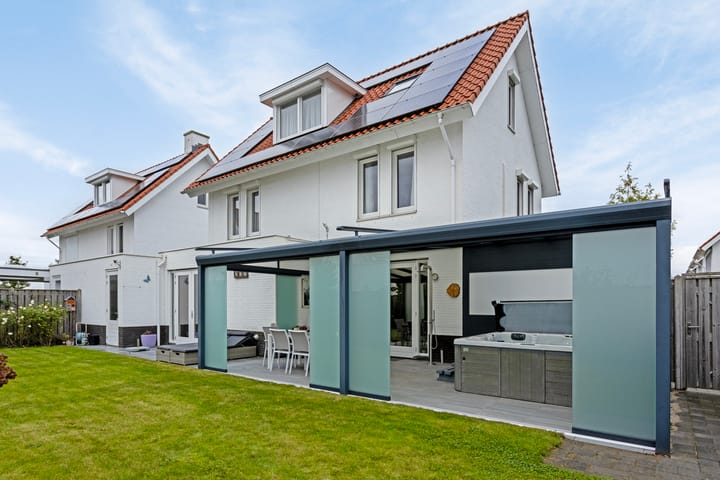 Foto 49 van Dominee Van Ingenstraat 4