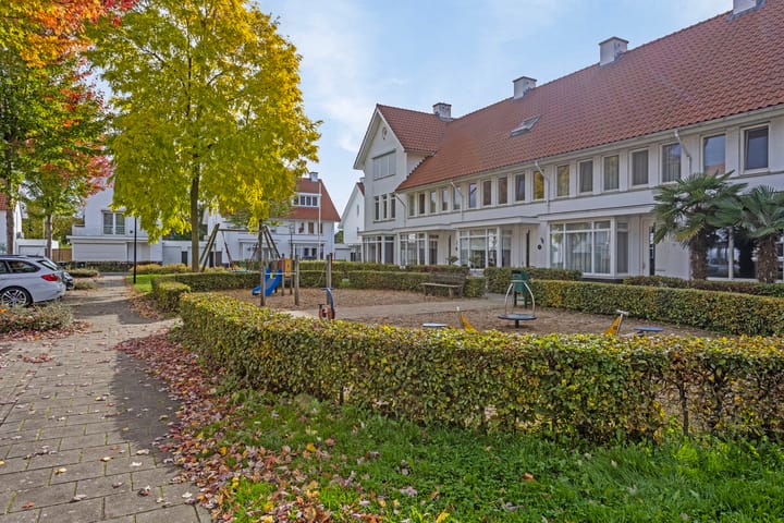 Foto 59 van Dominee Van Ingenstraat 4