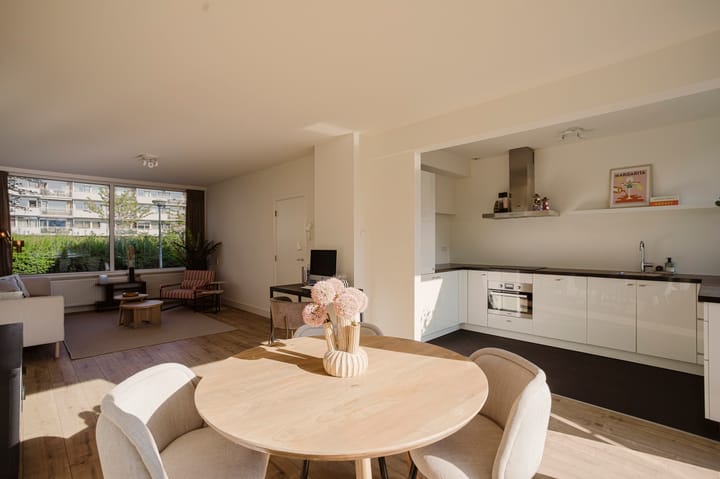 Foto 10 van Laan Rozenburg 9