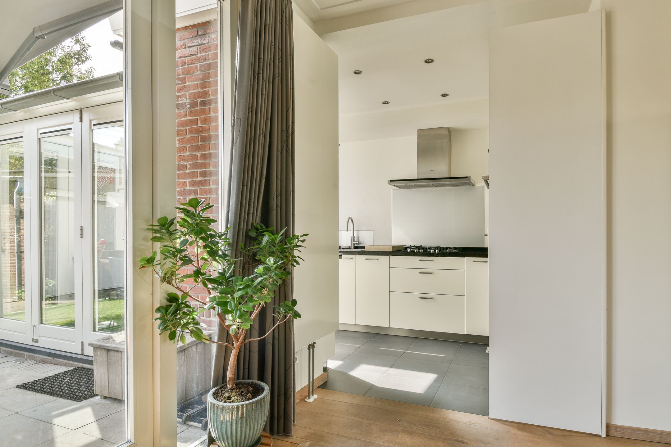 Foto 9 van Marelaan 16