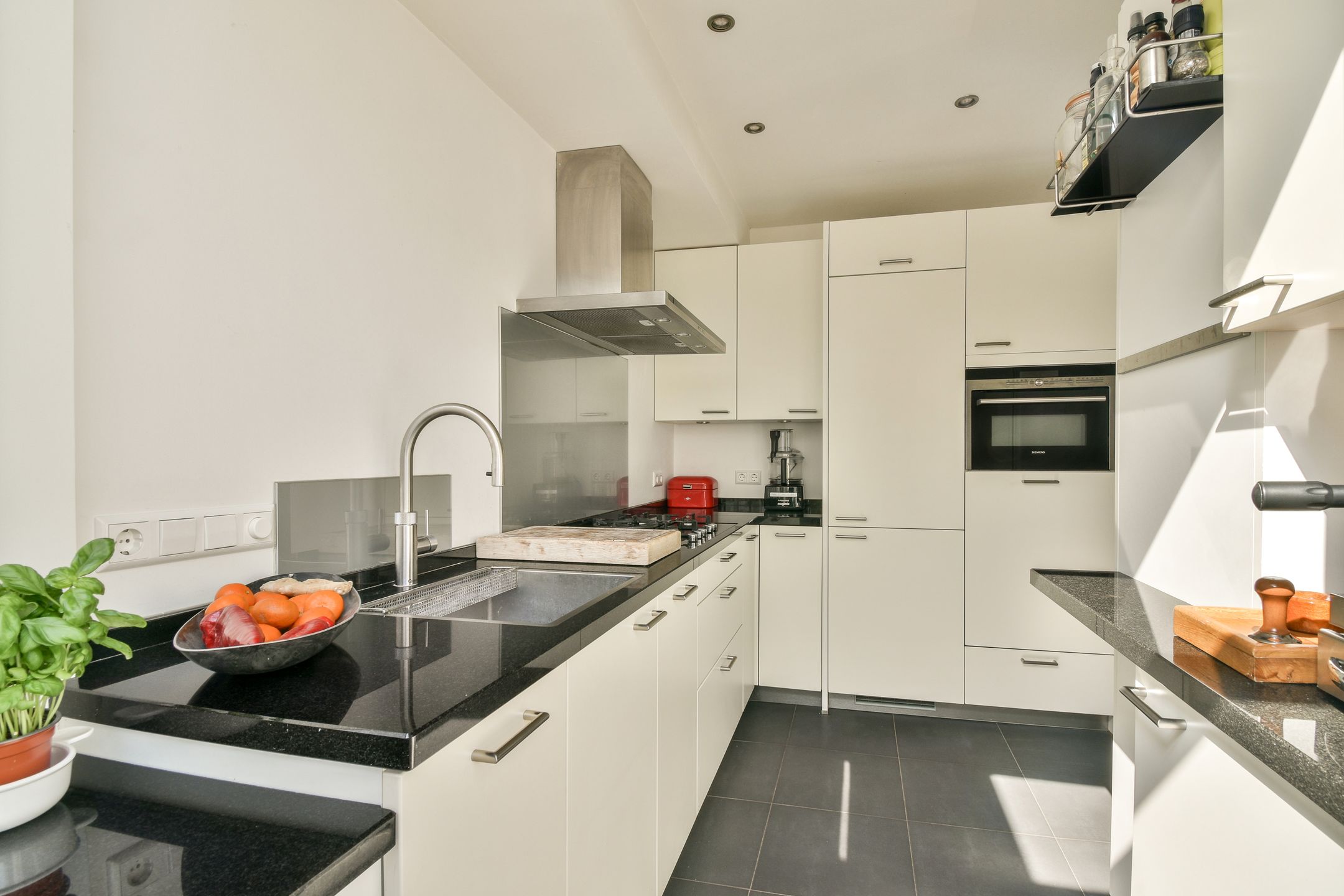 Foto 12 van Marelaan 16