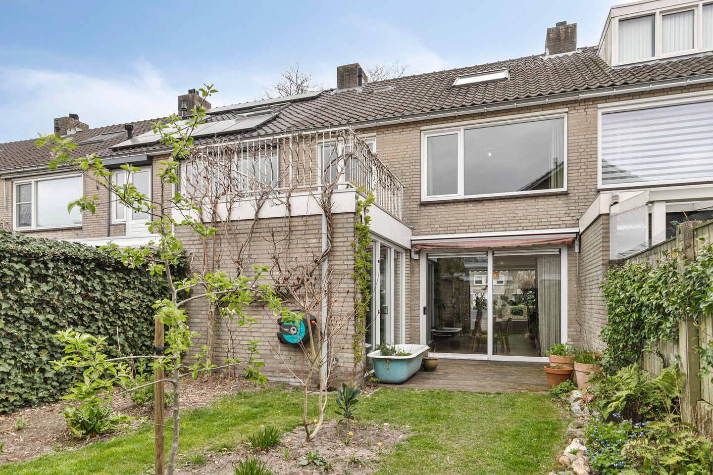 Foto 35 van Bolognalaan 1