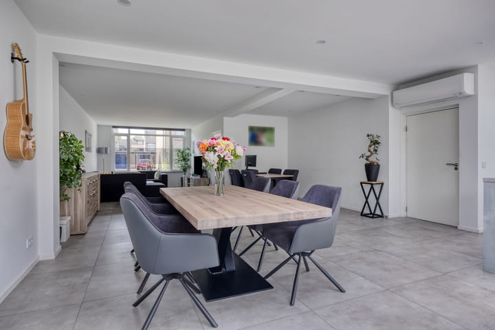 Photo 14 of Barentszstraat 4