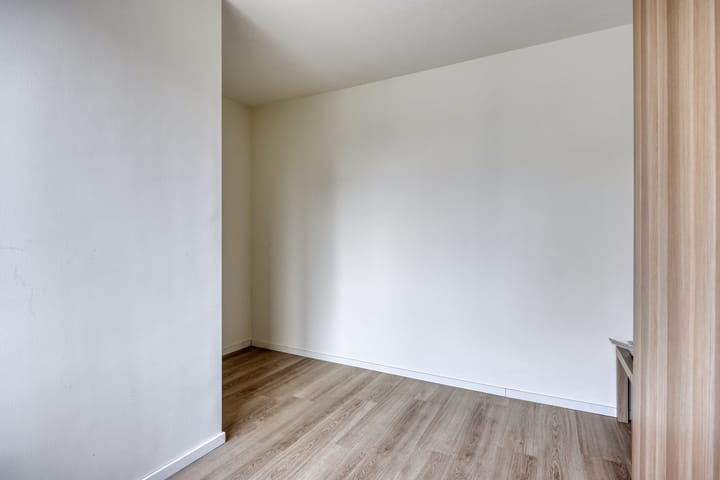 Photo 27 of Barentszstraat 4