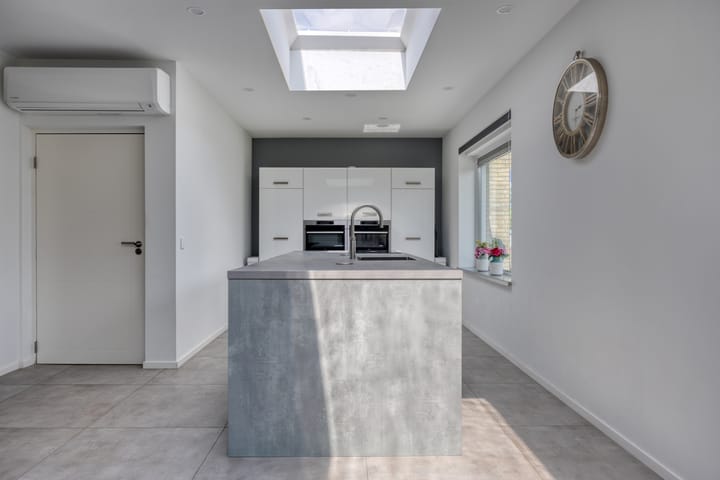 Photo 16 of Barentszstraat 4