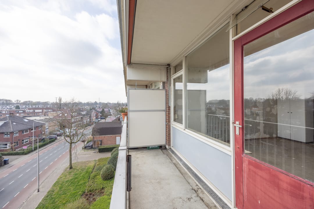 Photo 32 of Haaksbergerstraat 490-A