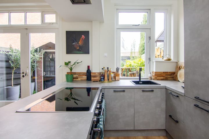 Foto 16 van Dr. Schaepmanstraat 46