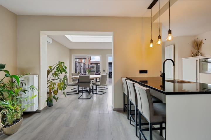 Foto 15 van Jan van Scorelstraat 14