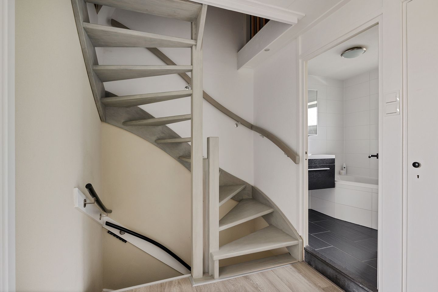 Foto 19 van Jan van Scorelstraat 14