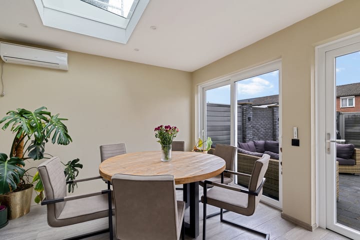 Foto 17 van Jan van Scorelstraat 14