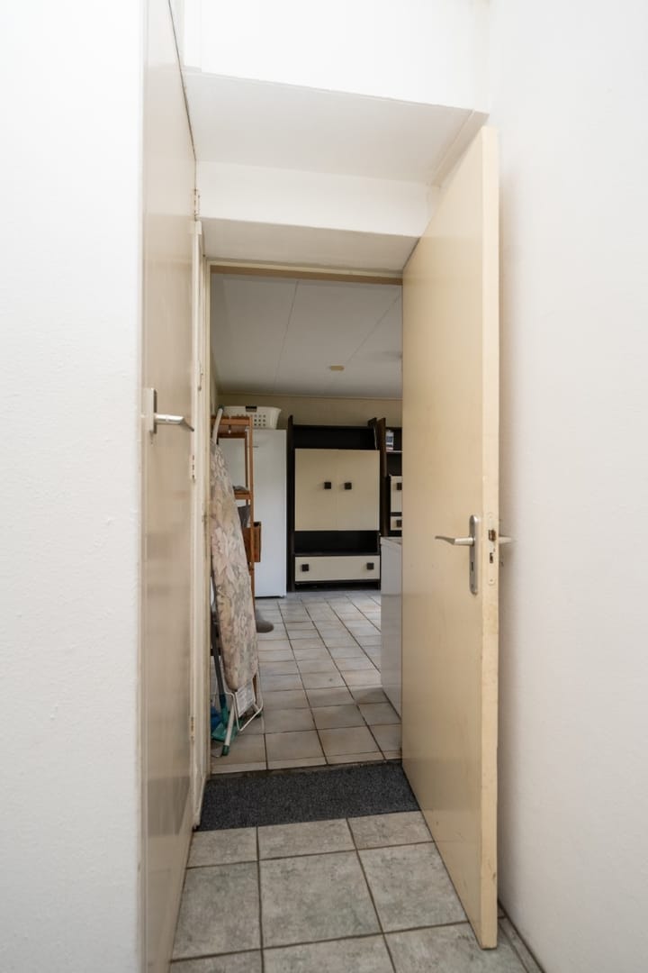 Foto 9 van Hoofdweg 65