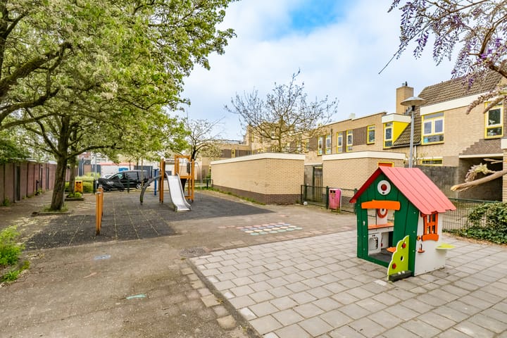 Photo 39 of Verenigingstraat 66