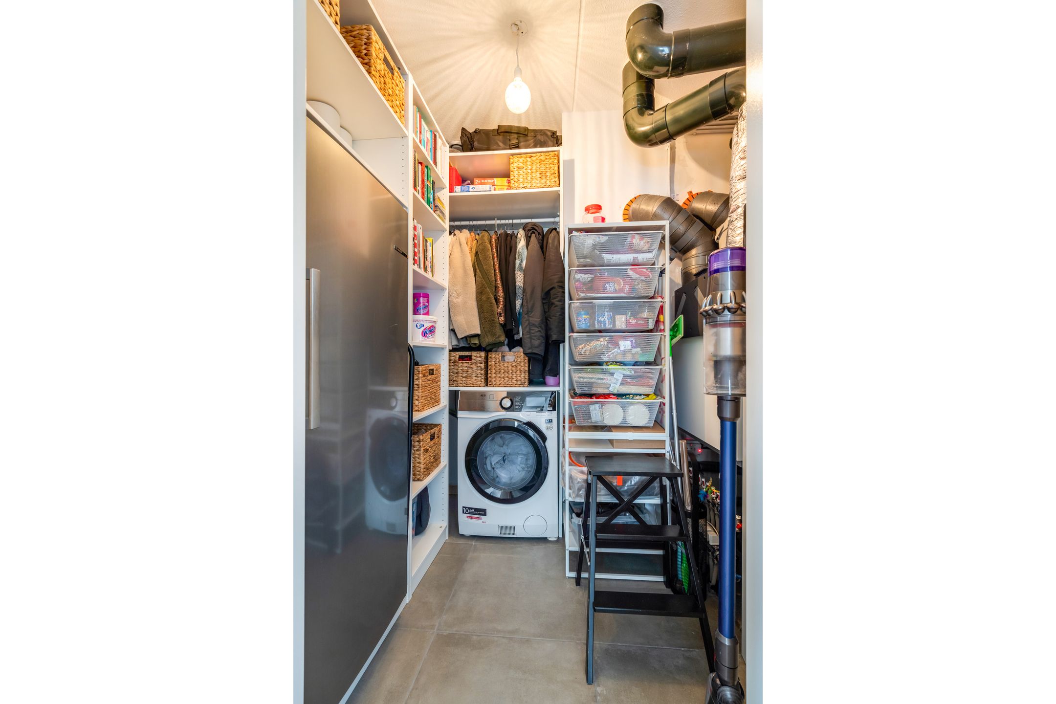 Photo 36 of Ryelandstraat 3