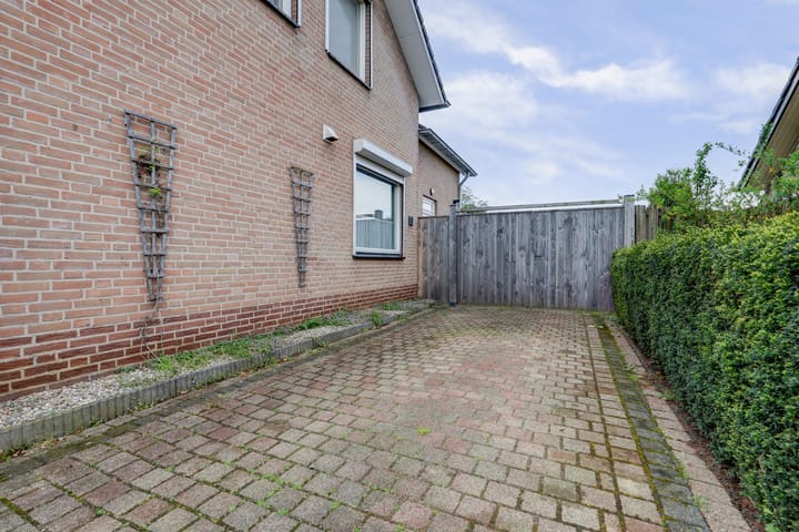 Foto 43 van Burgemeester v Raaijstr 34