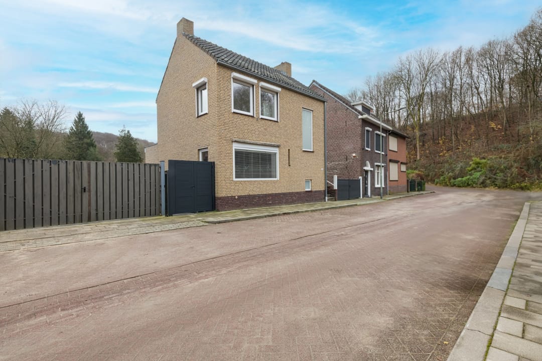 Photo 2 of Molenweg 125