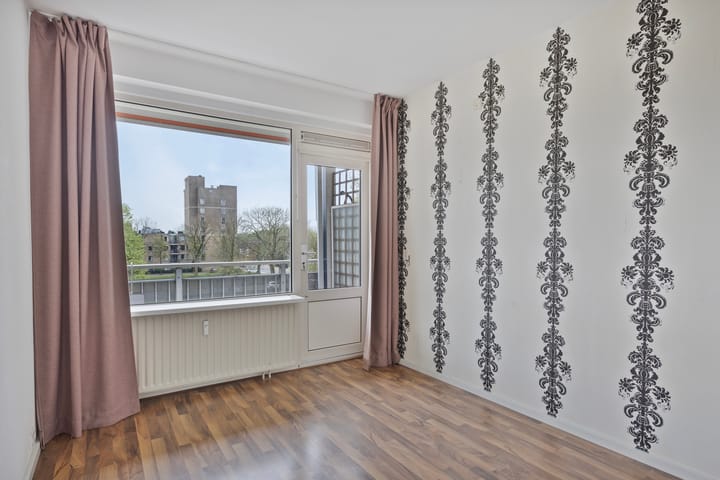 Foto 18 van Kruiskampsingel 53