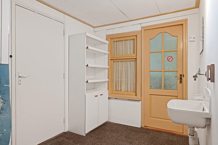 Photo 17 of Marsherne 12