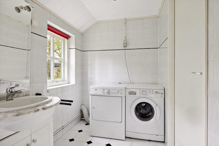 Photo 22 of Marsherne 12