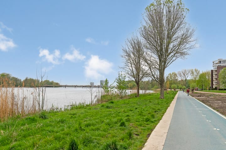 Foto 33 van Jacques Tatilaan 141