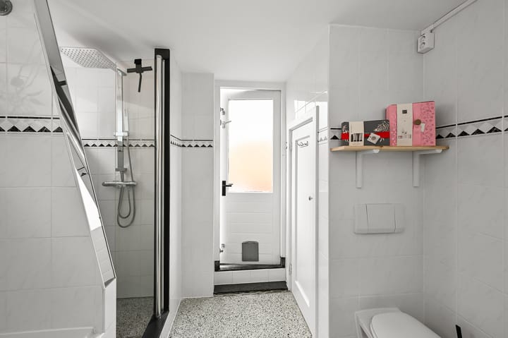 Foto 25 van Seramstraat 1