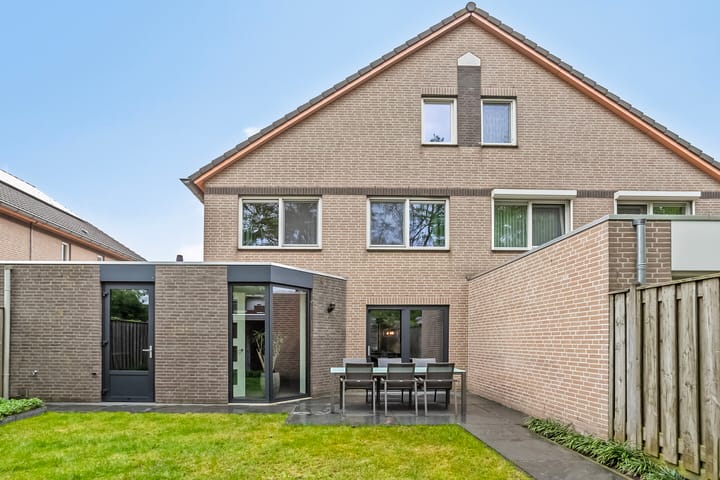 Photo 44 of Wolfsklauw 13