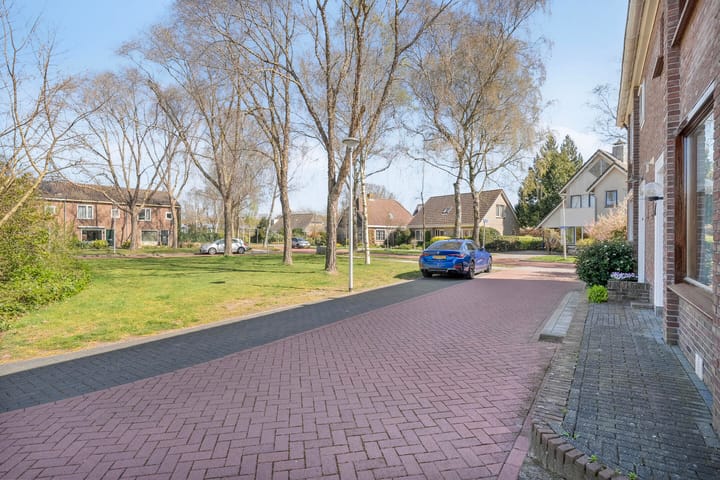 Foto 2 van Meidoornlaan 9