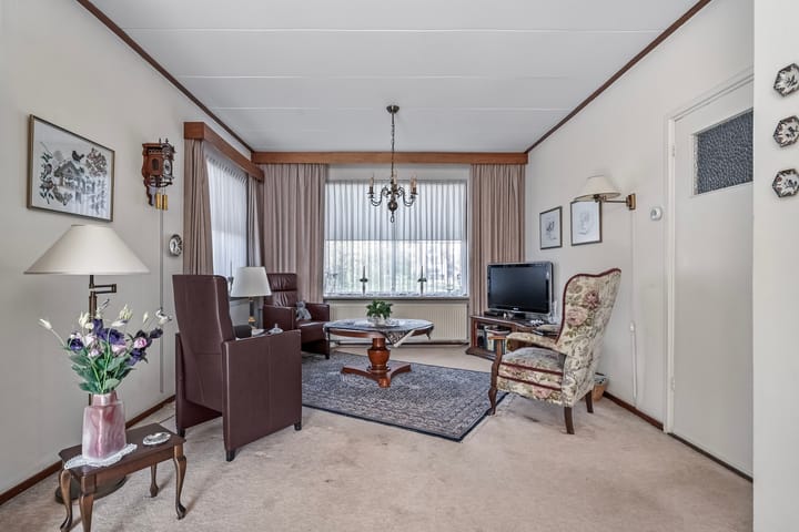 Foto 8 van Meidoornlaan 9