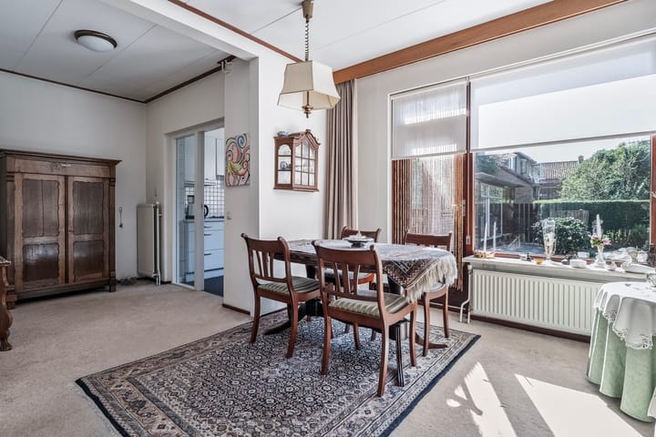 Foto 12 van Meidoornlaan 9