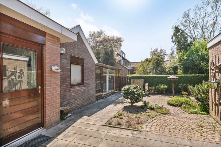 Foto 32 van Meidoornlaan 9