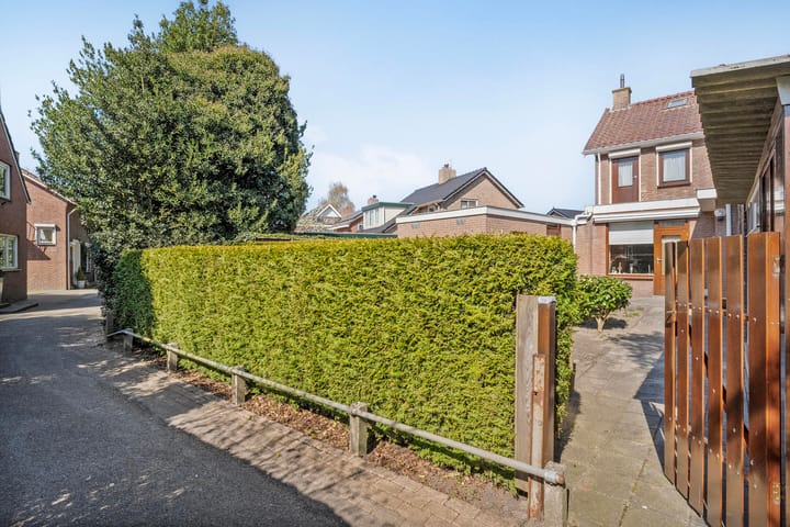 Foto 34 van Meidoornlaan 9