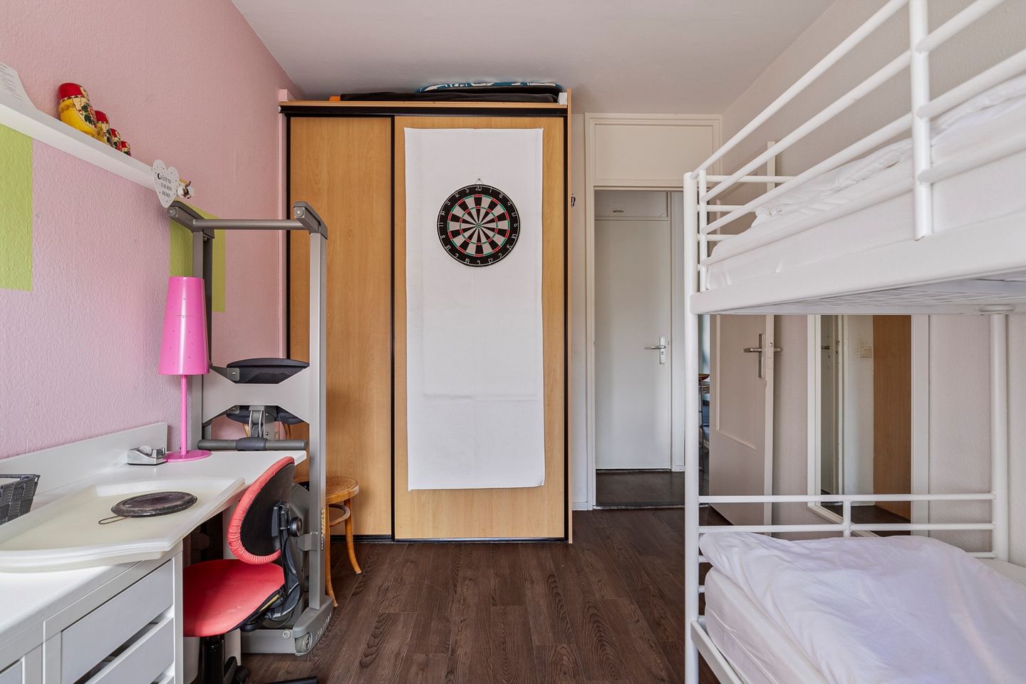 Foto 20 van Aert van Neslaan 104