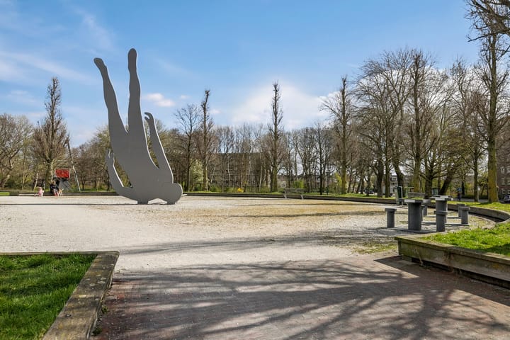 Foto 23 van Aert van Neslaan 104