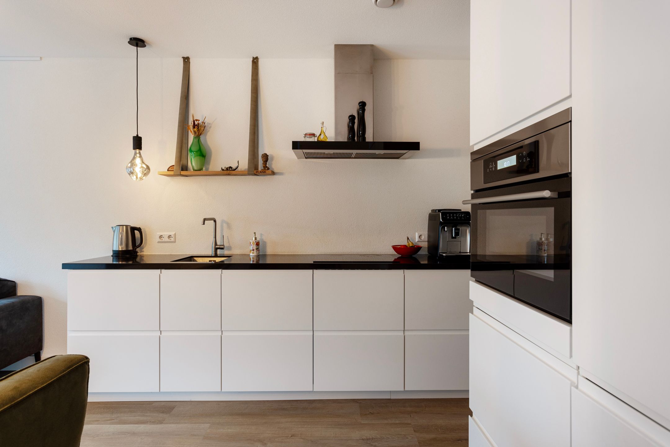 Photo 3 of Westzijde 40-B