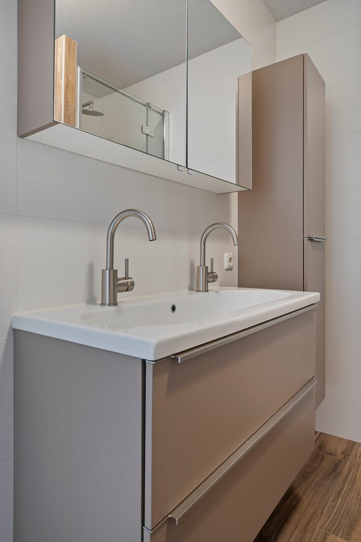 Foto 11 van Dirk Hartogstraat 179